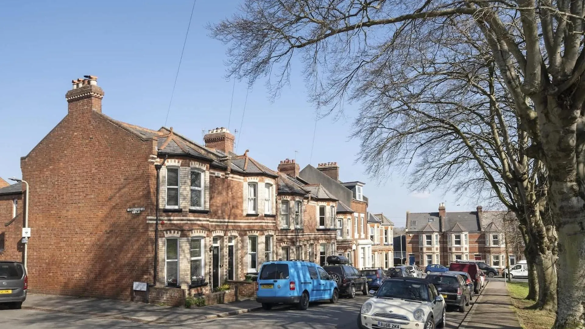 Beautiful Victorian Home On Peaceful Green Square Exeter